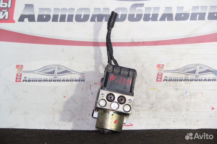 Блок ABS c Nissan Stagea WGC34 RB25DE