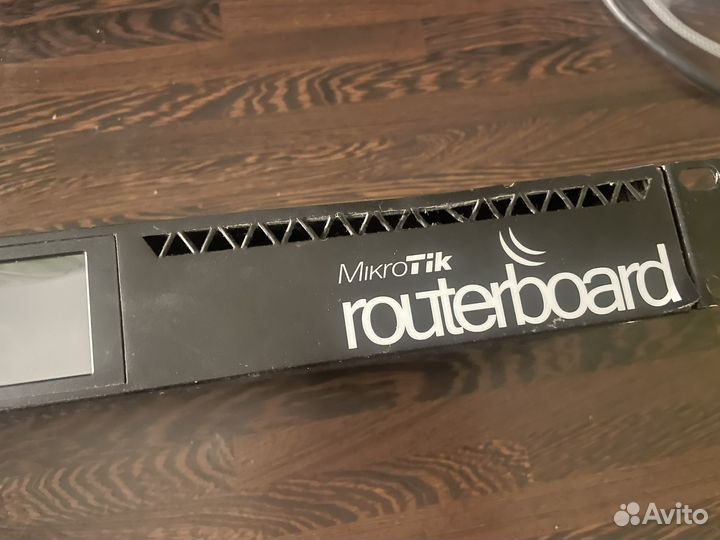 Mikrotik rb2011uias rm