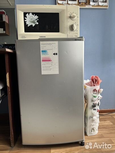 Маленький холодильник Eastfrost