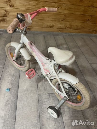 Детский трехколесный велосипед новый