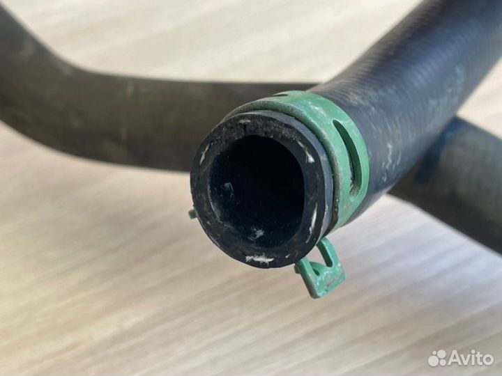 Патрубок радиатора Renault Sandero Stepway