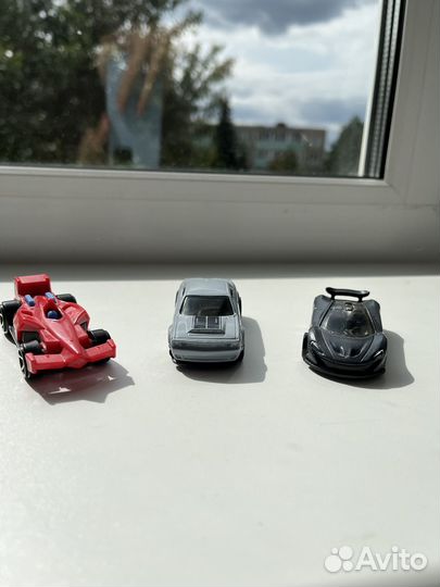 Машинки hotwheels