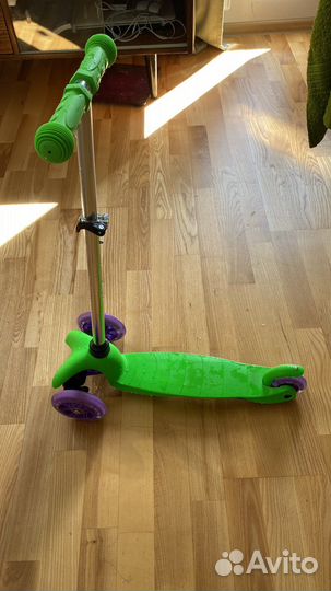 Самокат детский новый