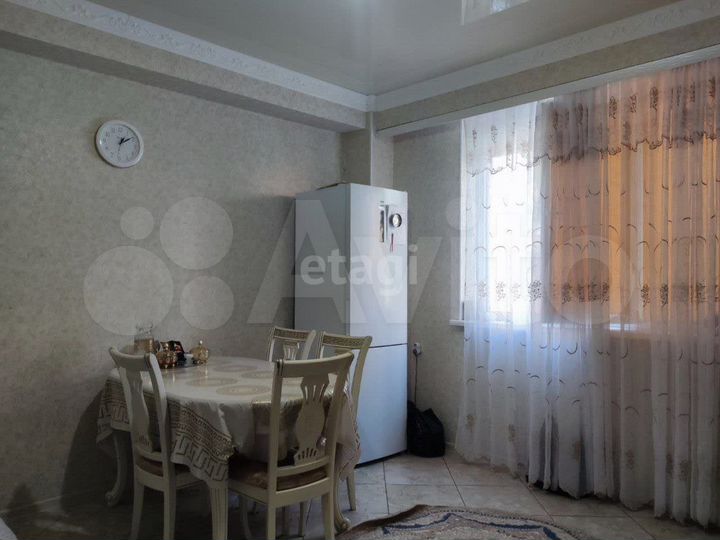 2-к. квартира, 91,6 м², 1/9 эт.