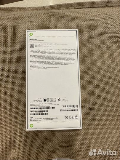 iPhone 15 pro max black titanium 256