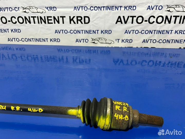 Привод задний правый Nissan Serena VNC24 YD25