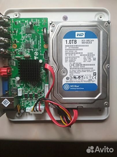 Мультигибридный видеорегистратор 8 канальный