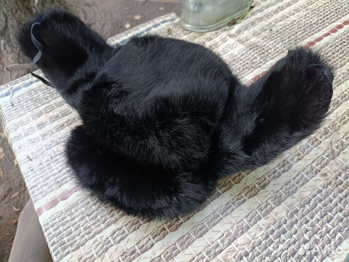 Зимняя шапка ушанка из кролика