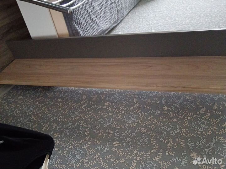 Полка настенная навесная бу