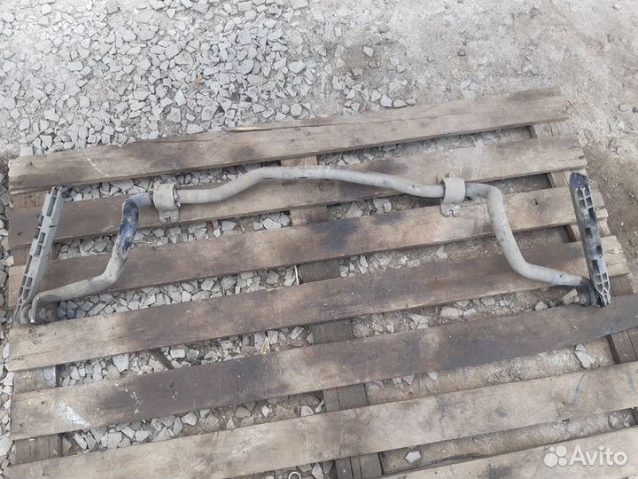 Стабилизатор передний Opel Insignia