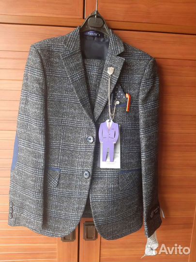 Костюм детский новый