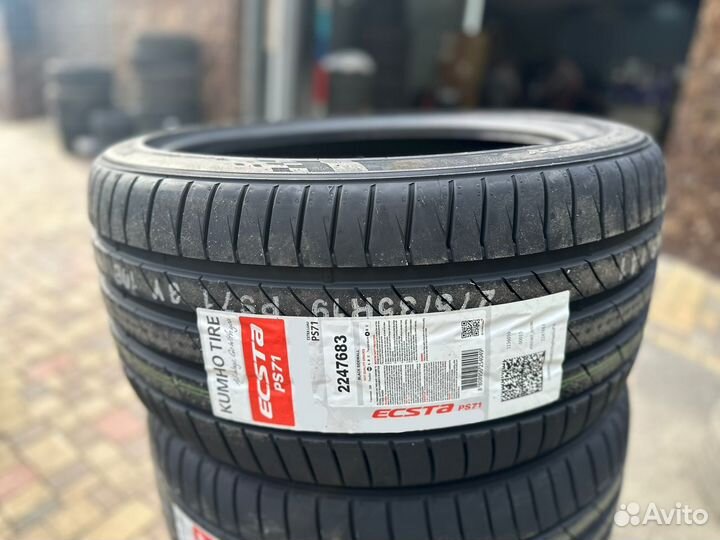 Kumho Ecsta PS71 275/45 R20 110Y
