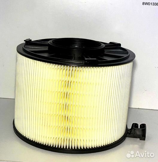 Воздушный фильтр Volkswagen 8W0133843A