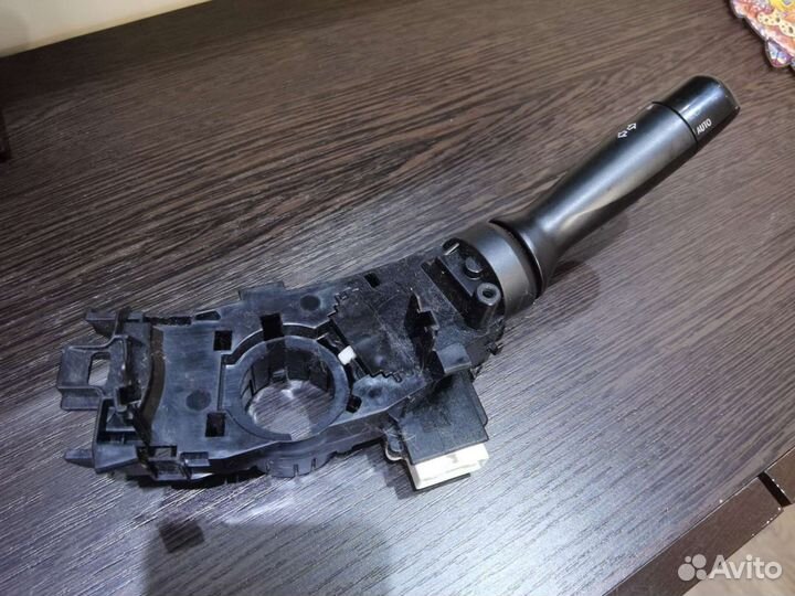 Подрулевой переключатель Toyota Prius 20