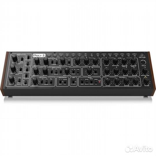 Синтезатор Behringer PRO-1