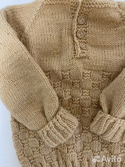 Вязаный свитер на мальчика или девочку 92-98