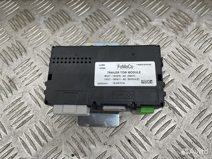 Блок согласования фаркопа Ford Tourneo Custom 12