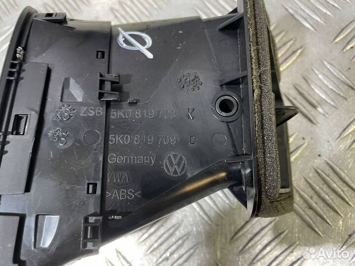 Б/У Дефлектор воздушный#001