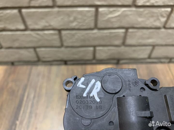 Range Rover Sport Моторчик заслонки отопителя