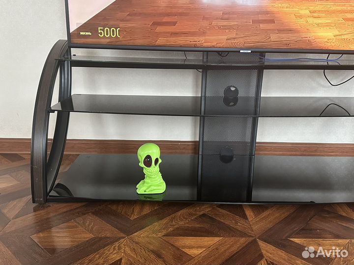 Подставка под телевизор