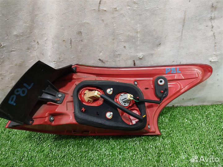 Фонарь задний наружный левый Mitsubishi Lancer 10