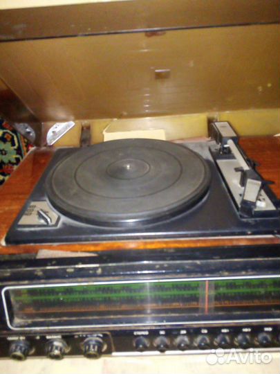 Радиоприемник Вега 323 стерео