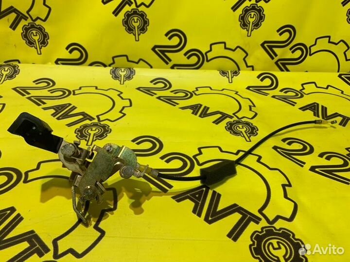 Ручка двери багажника внутренняя Honda Cr-V RD1