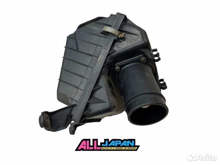 Впуск, корпус воздушного фильтра Subaru Forester
