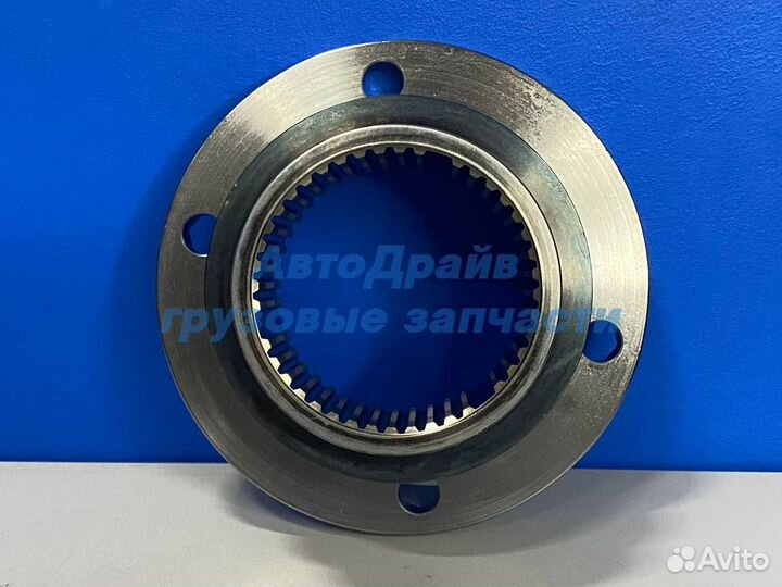 Фланец вала отбора мощности кпп ZF 16S151/181/220