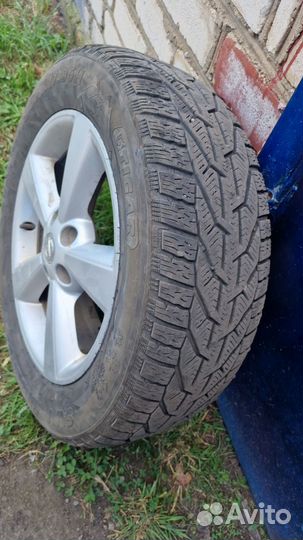 Tigar SUV Winter 215/60 R17