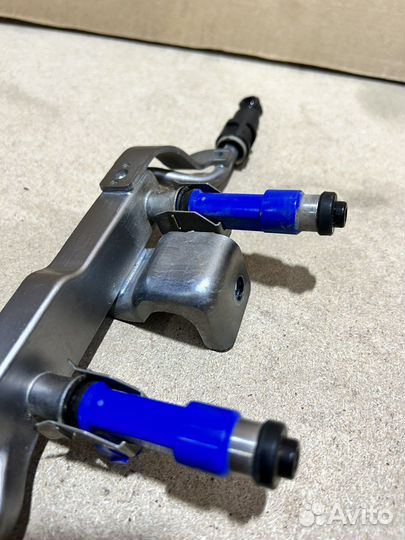 Топливная рампа на Mazda 3 BL