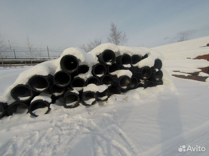 Труба полиэтиленовая пэ 100 SDR17 450х26,7 Ру10