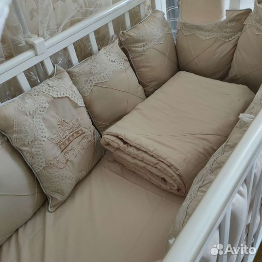 Кровать Лель с маятником,матрасом и постельным