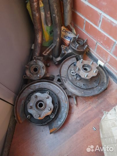 Кулак Toyota Highlander