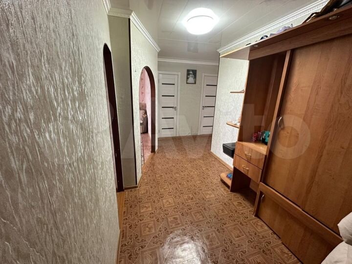 2-к. квартира, 52 м², 2/2 эт.