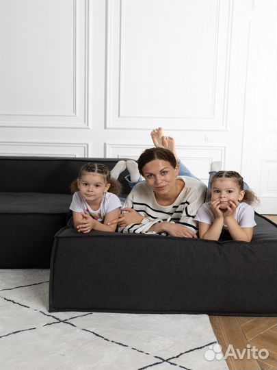 Диван со спальным местом 4400х1800 мм