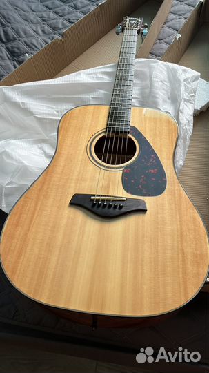 Гитара Yamaha fg800 (новая)