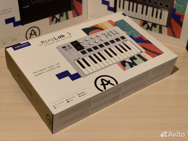 Arturia MiniLab 3 - midi клавиатура