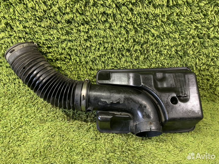 Резонатор воздушного фильтра Jeep Grand Cherokee