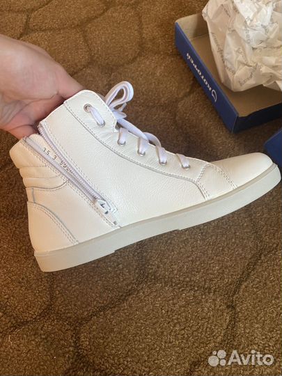 Продам ботиночки на девочку, «Котофей» размер 34