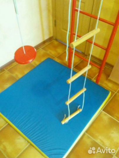 Детский спортивный комплекс с матом