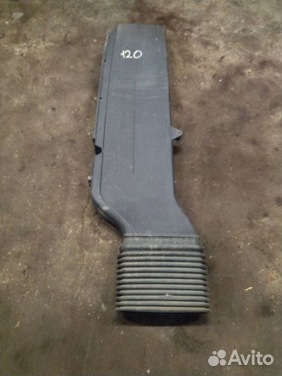 Воздухозаборник MAN TGX 2008 81082010517