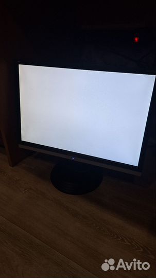 Монитор ViewSonic 19 диагональ