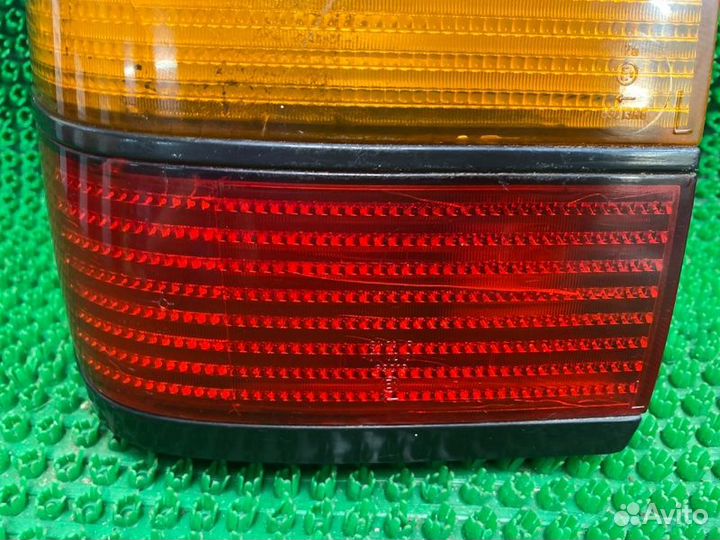 Фонарь внешний задний левый Volkswagen Passat B3