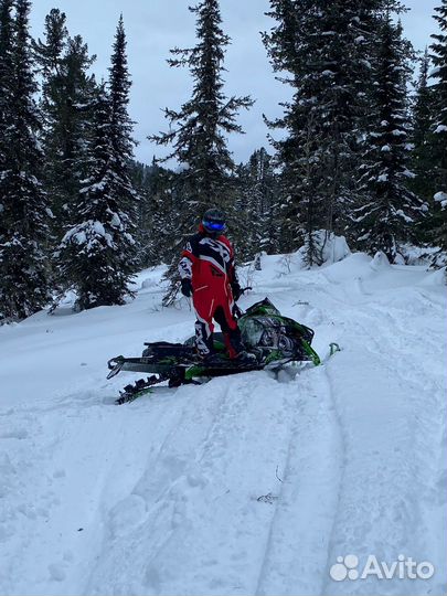 Arctic cat m 8000
