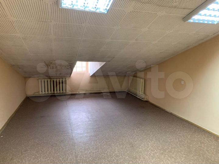 Сдам помещение свободного назначения, 585.3 м²