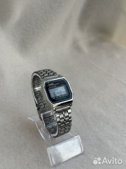Электронные часы Casio