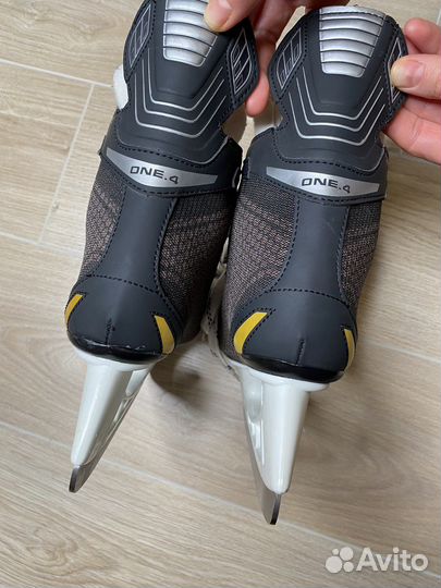 Коньки хоккейные Bauer supreme one4 новые