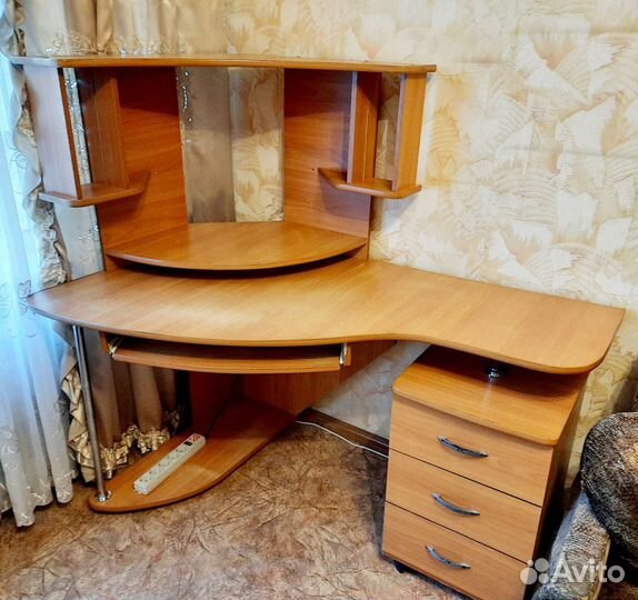 Компьютерный стол бу