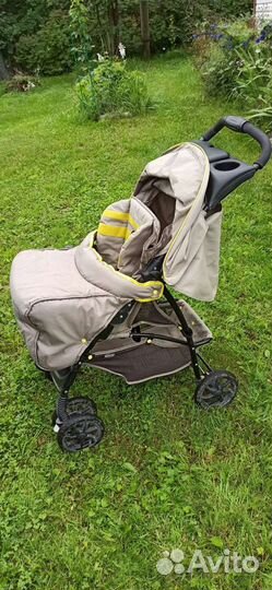 Прогулочная коляска